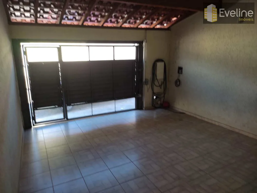 Casa, 3 quartos, 250 m² - Foto 12