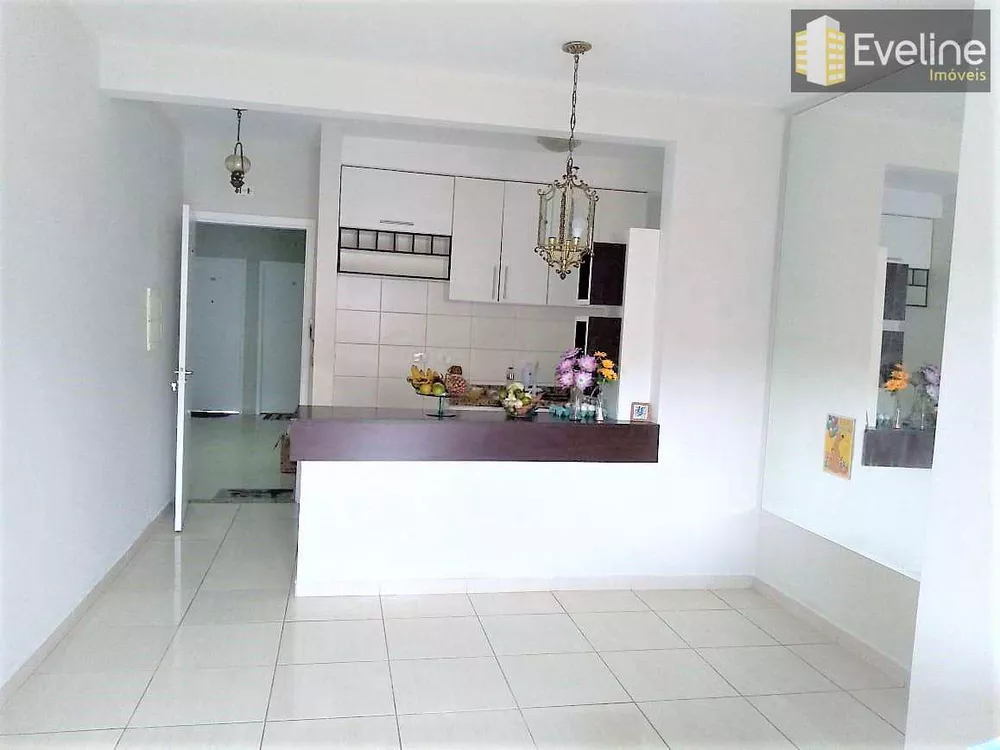 Apartamento à venda com 3 quartos, 78m² - Foto 2