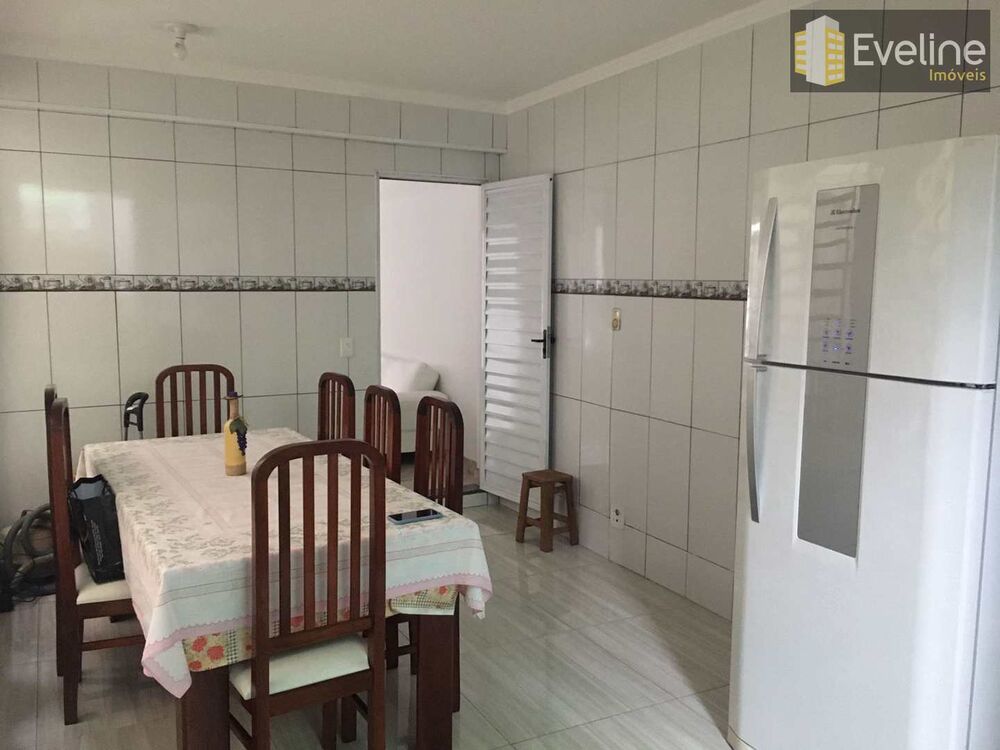 Casa à venda com 4 quartos, 158m² - Foto 6