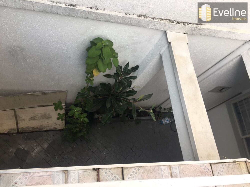 Casa à venda com 4 quartos, 158m² - Foto 12