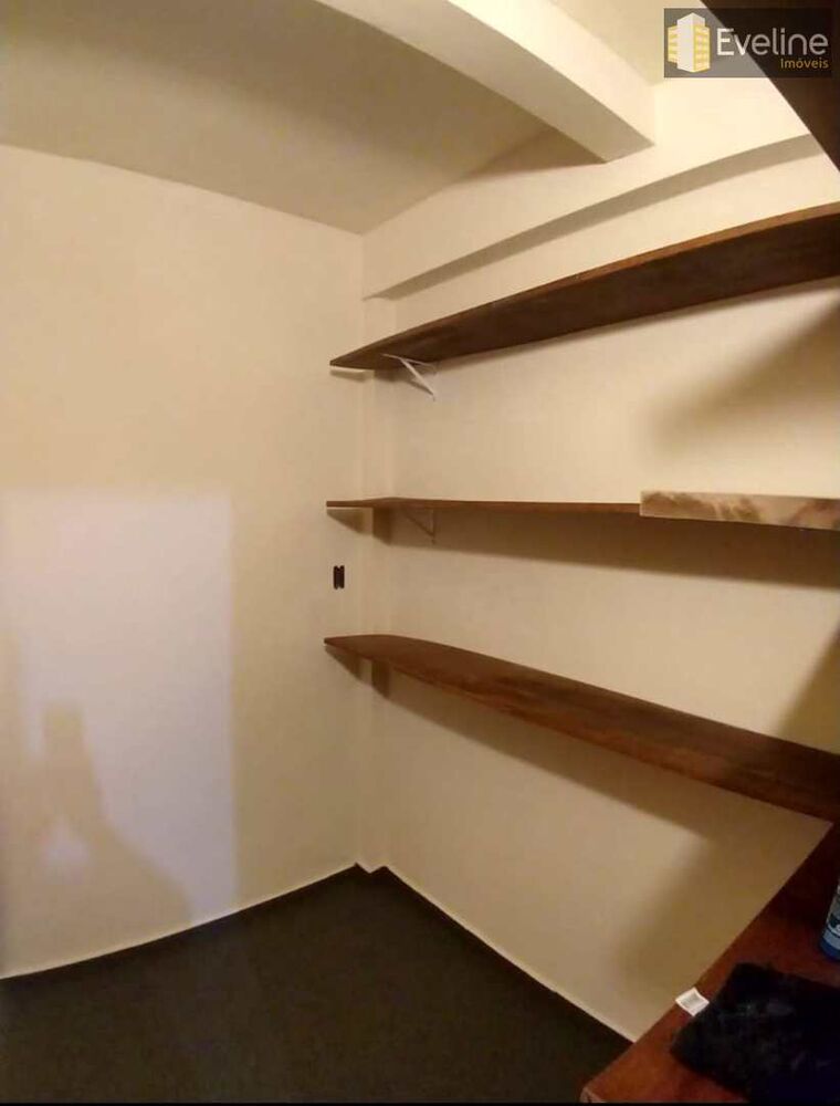 Casa, 4 quartos, 243 m² - Foto 3