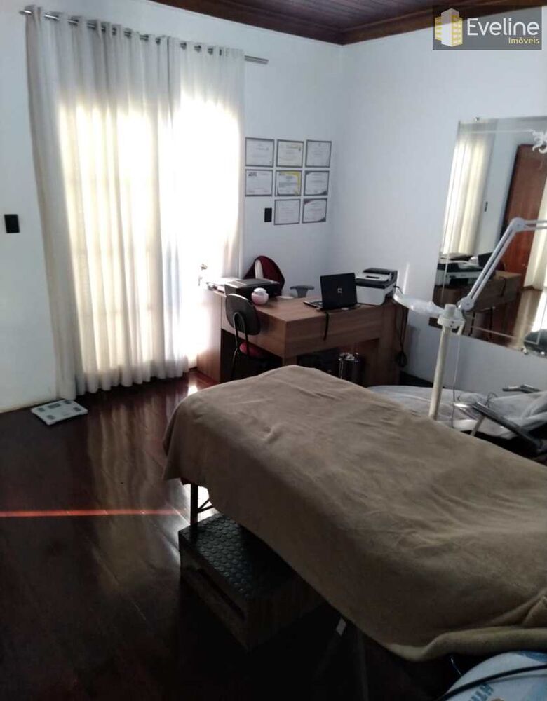 Casa, 4 quartos, 243 m² - Foto 4