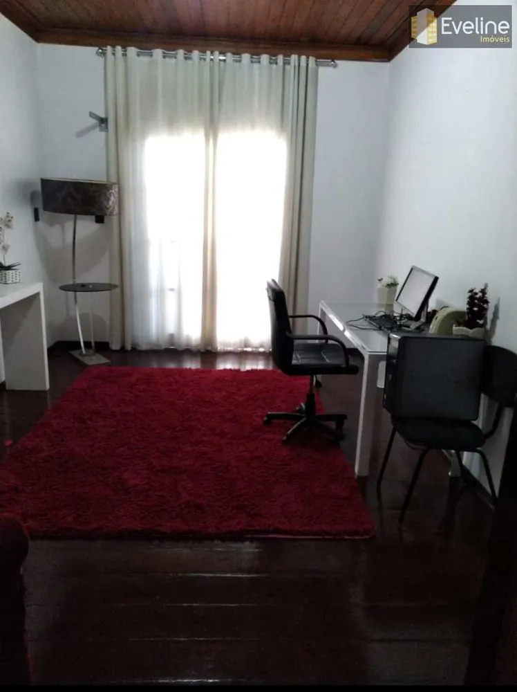 Casa, 4 quartos, 243 m² - Foto 10