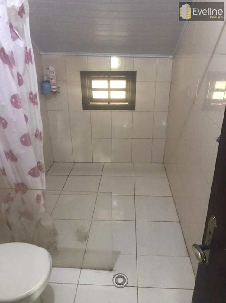 Chácara à venda com 4 quartos, 200m² - Foto 2