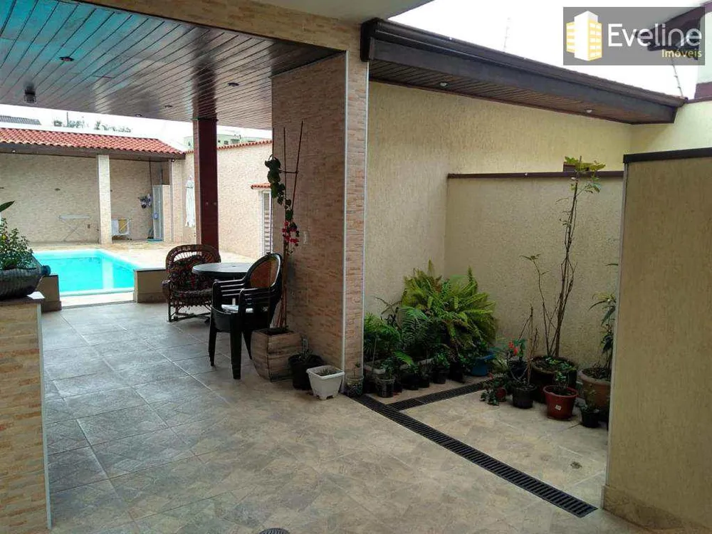 Sobrado, 4 quartos, 440 m² - Foto 9