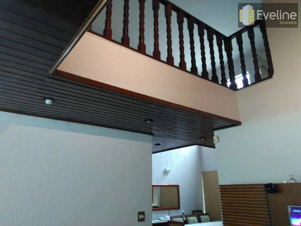 Sobrado, 4 quartos, 440 m² - Foto 2