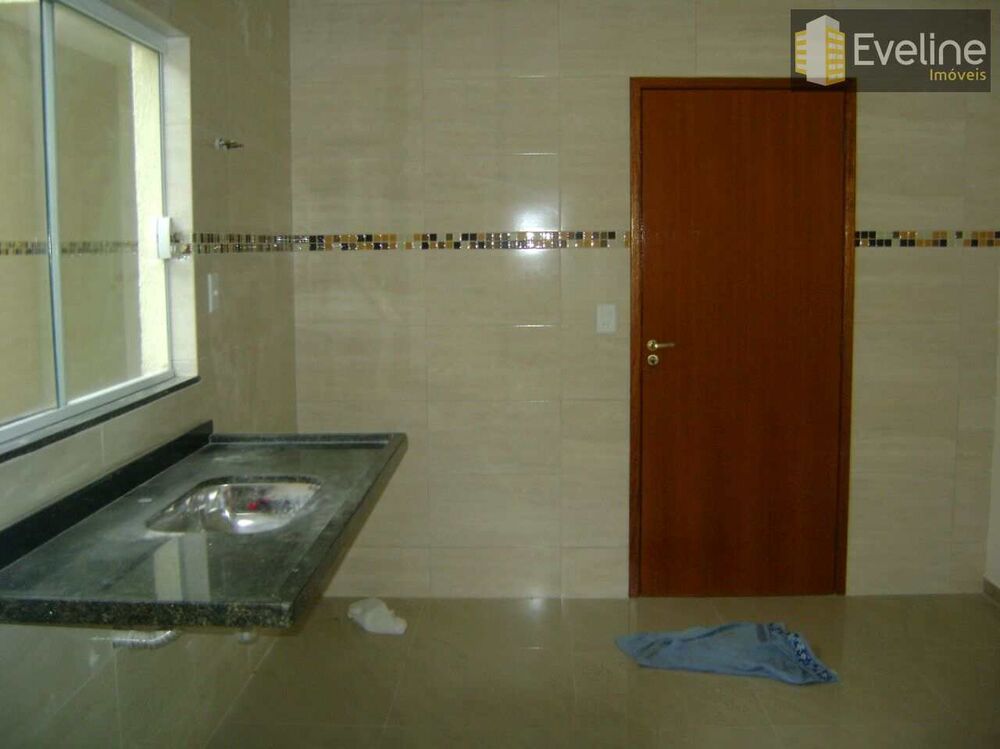 Casa, 3 quartos, 290 m² - Foto 3