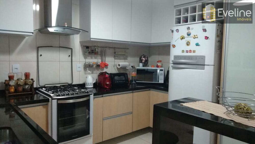 Casa, 3 quartos, 180 m² - Foto 6