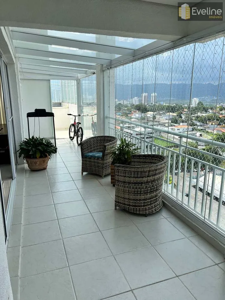 Apartamento, 4 quartos, 235 m² - Foto 1