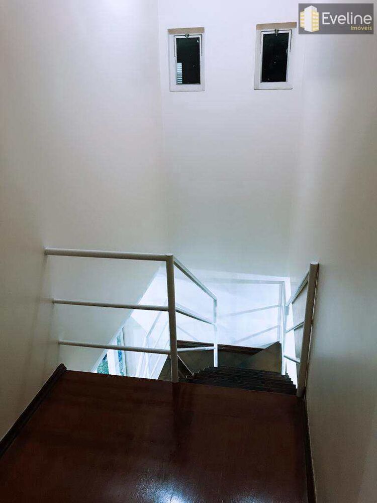 Casa, 4 quartos, 200 m² - Foto 4