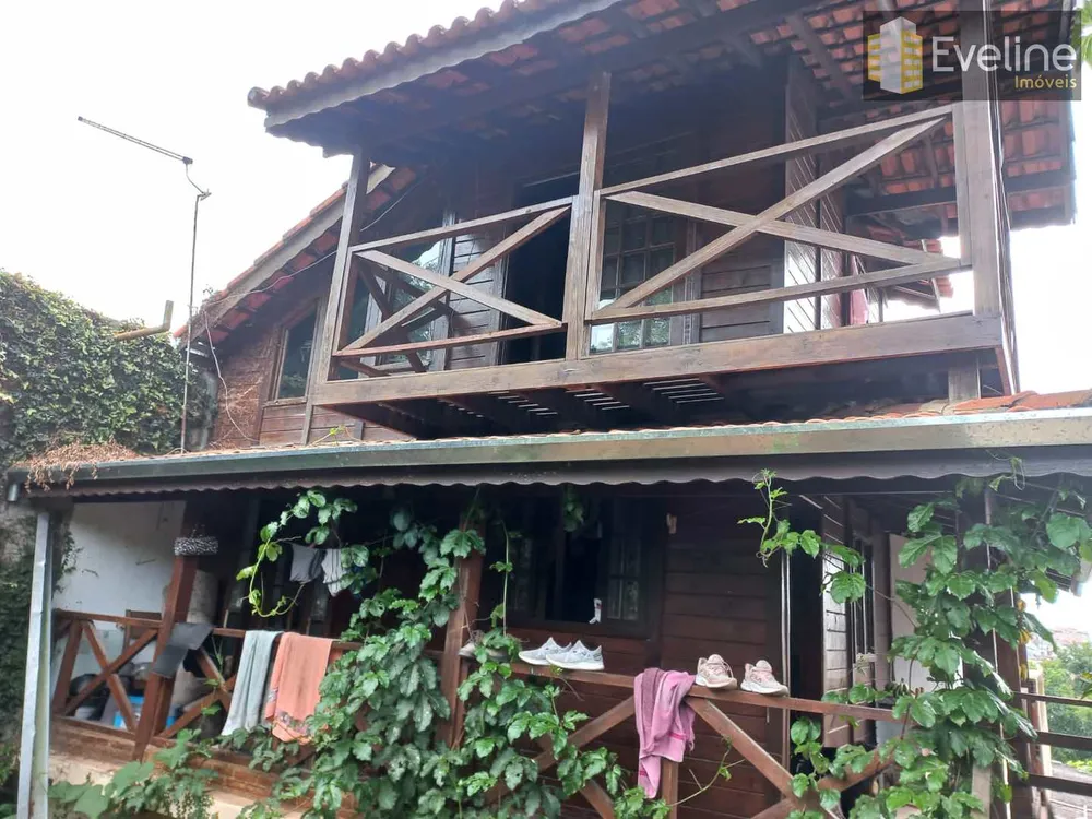 Casa, 3 quartos, 250 m² - Foto 1
