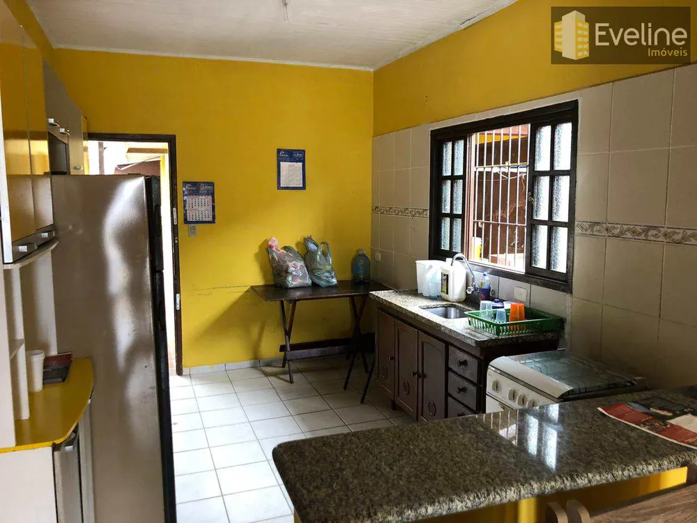 Casa, 4 quartos, 300 m² - Foto 4