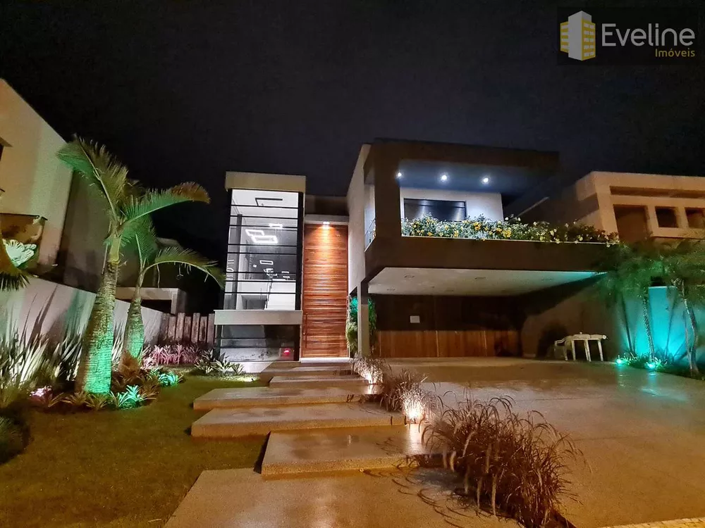 Casa à venda com 8 quartos, 735m² - Foto 2