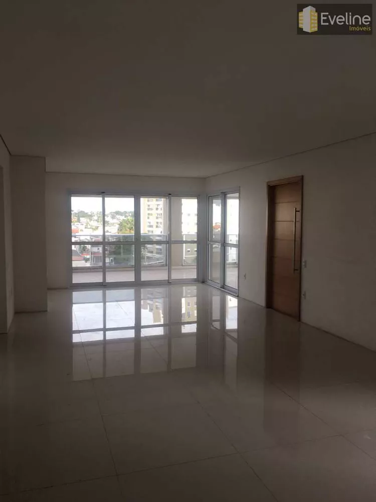 Apartamento à venda com 4 quartos, 220m² - Foto 4