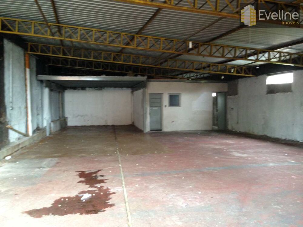 Depósito-Galpão, 240 m² - Foto 1