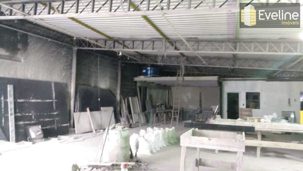 Depósito-Galpão, 240 m² - Foto 2