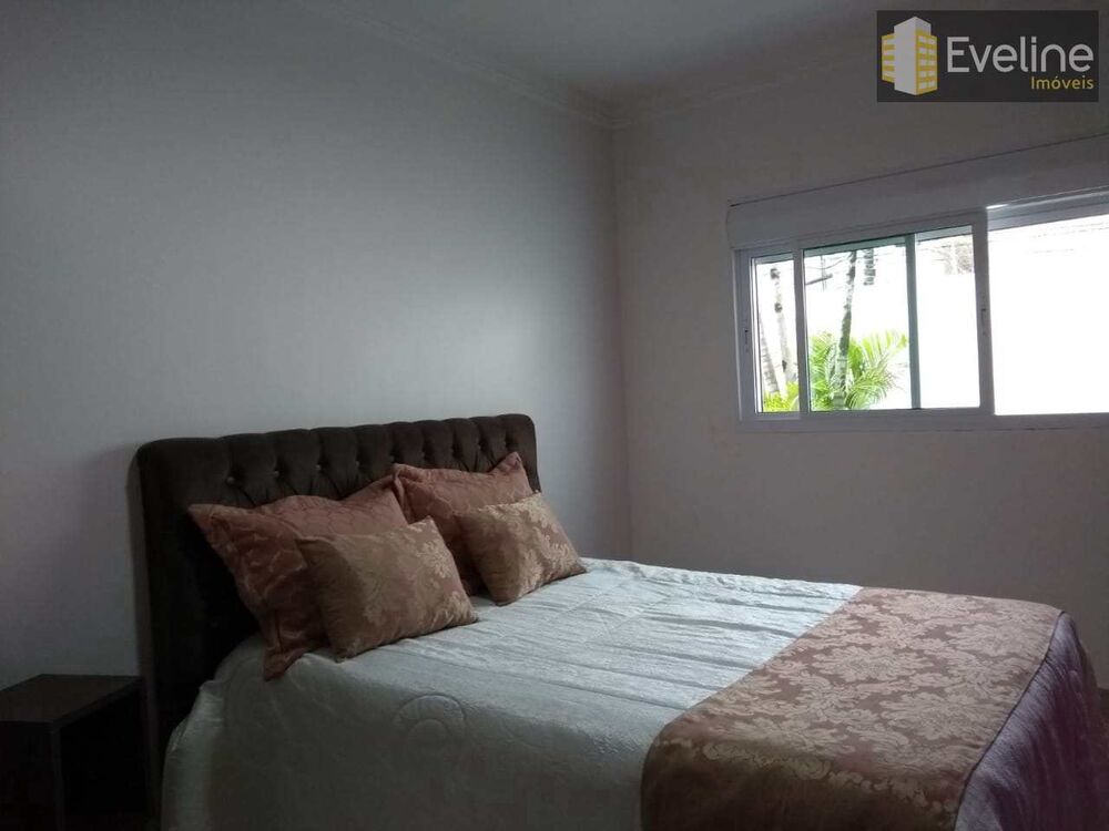 Casa, 3 quartos, 293 m² - Foto 2