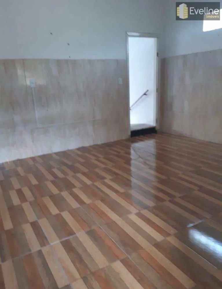Casa, 3 quartos, 221 m² - Foto 3