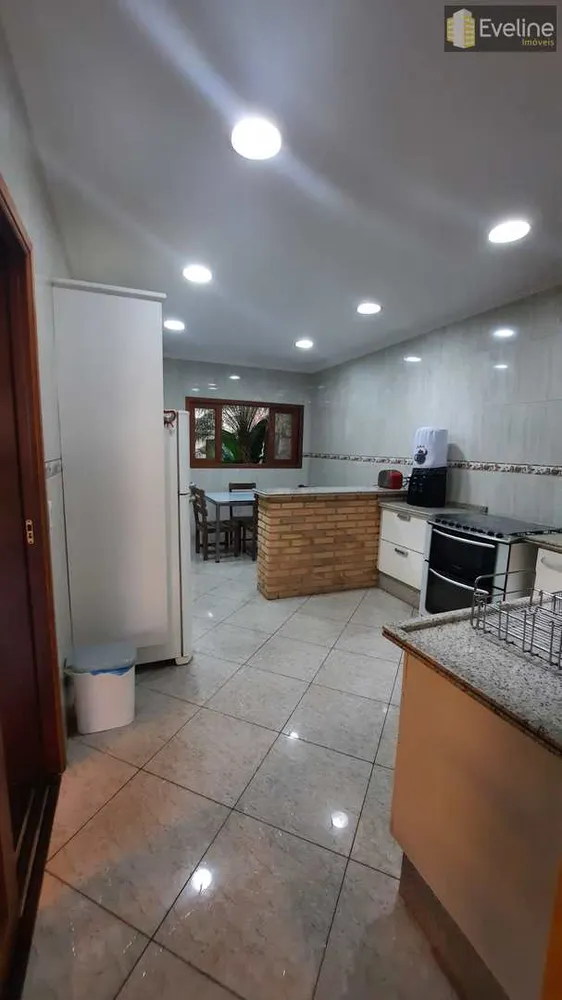 Casa, 3 quartos, 300 m² - Foto 8
