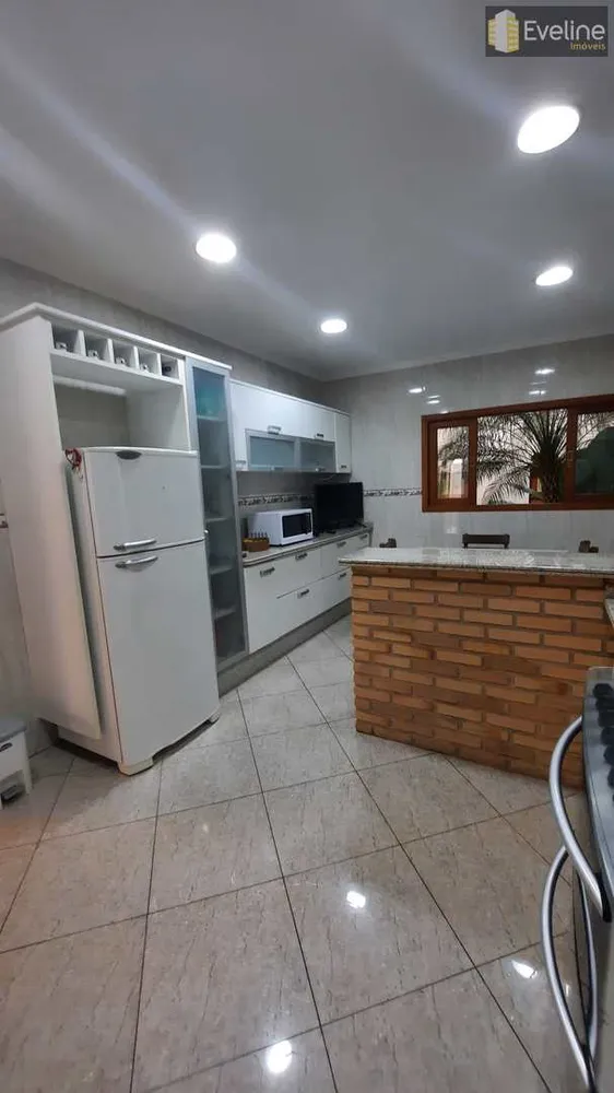 Casa, 3 quartos, 300 m² - Foto 9