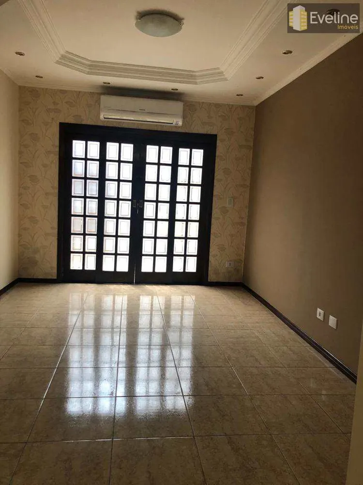 Casa, 4 quartos, 222 m² - Foto 4