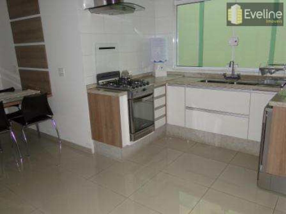 Casa, 4 quartos, 348 m² - Foto 2