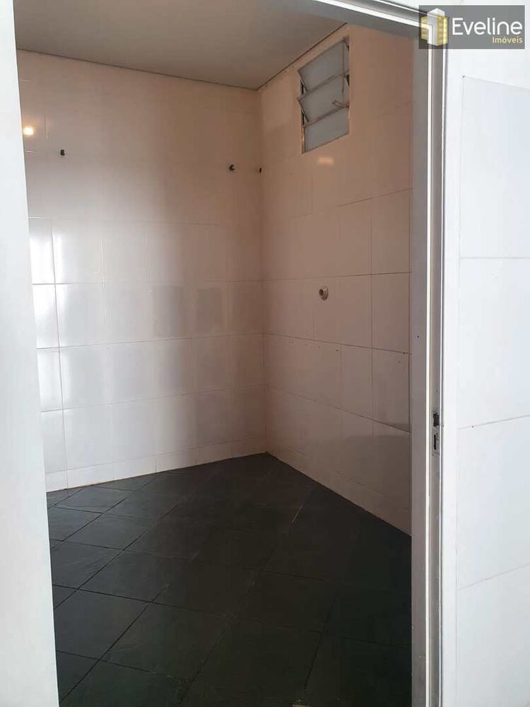 Casa, 4 quartos, 273 m² - Foto 4