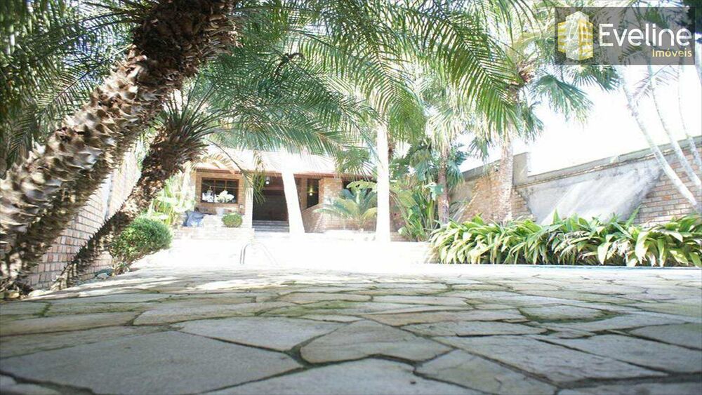 Casa, 4 quartos, 446 m² - Foto 1
