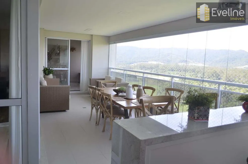 Apartamento, 4 quartos, 241 m² - Foto 1