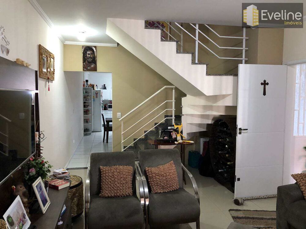 Casa, 3 quartos, 137 m² - Foto 1