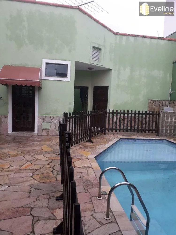 Sobrado, 3 quartos, 300 m² - Foto 1