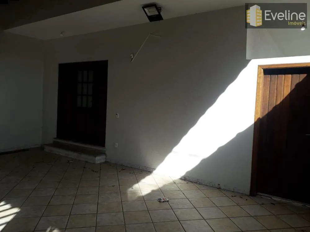 Casa, 3 quartos, 217 m² - Foto 11