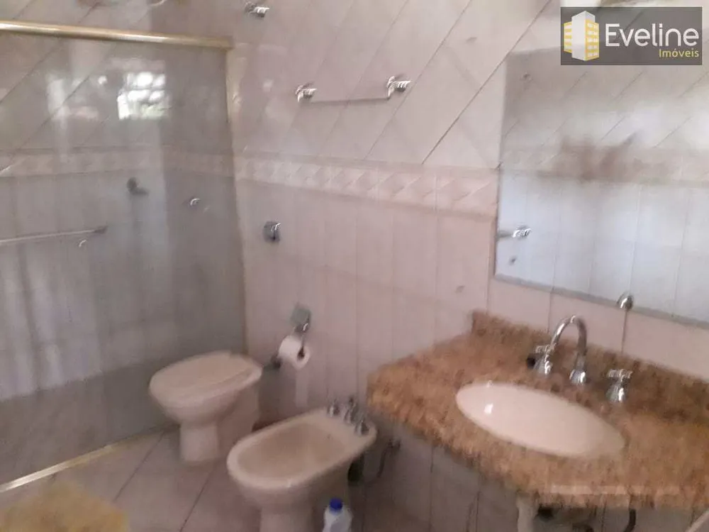 Casa, 3 quartos, 217 m² - Foto 8