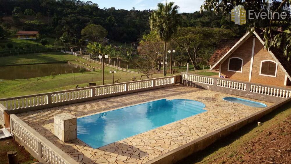 Chácara à venda com 2 quartos, 22500m² - Foto 1