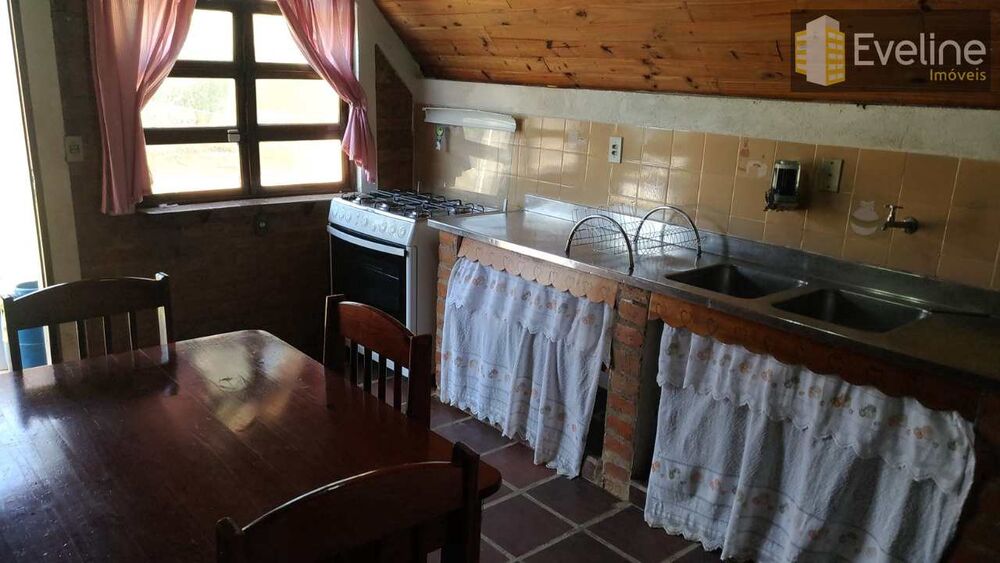 Chácara à venda com 2 quartos, 22500m² - Foto 2