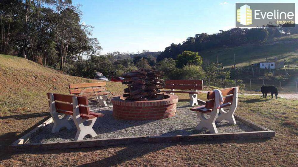 Chácara à venda com 2 quartos, 22500m² - Foto 8