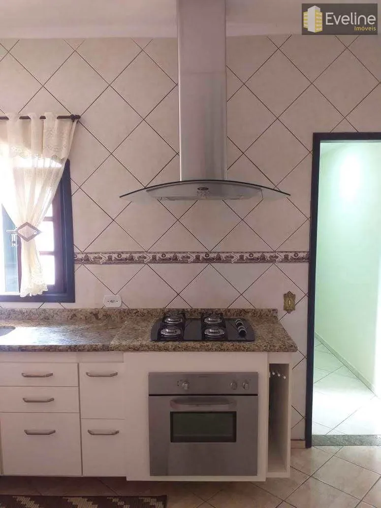 Casa, 3 quartos, 226 m² - Foto 4