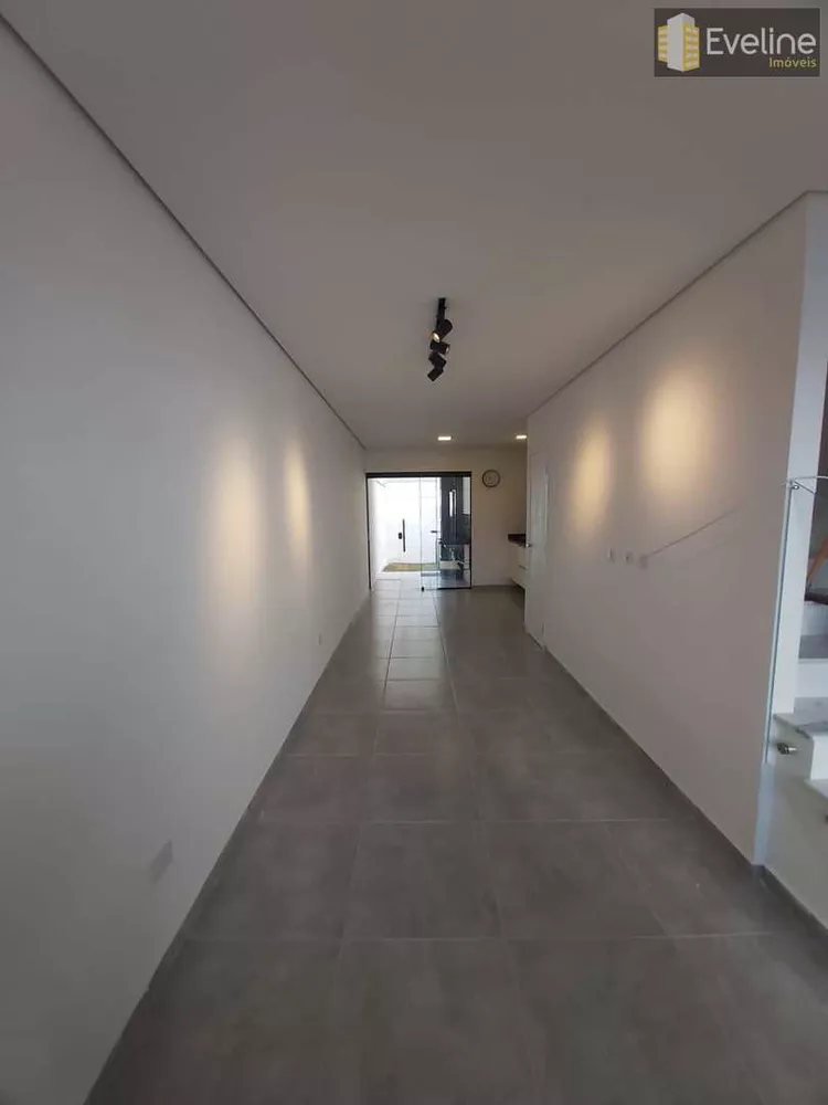 Sobrado à venda com 2 quartos, 96m² - Foto 2