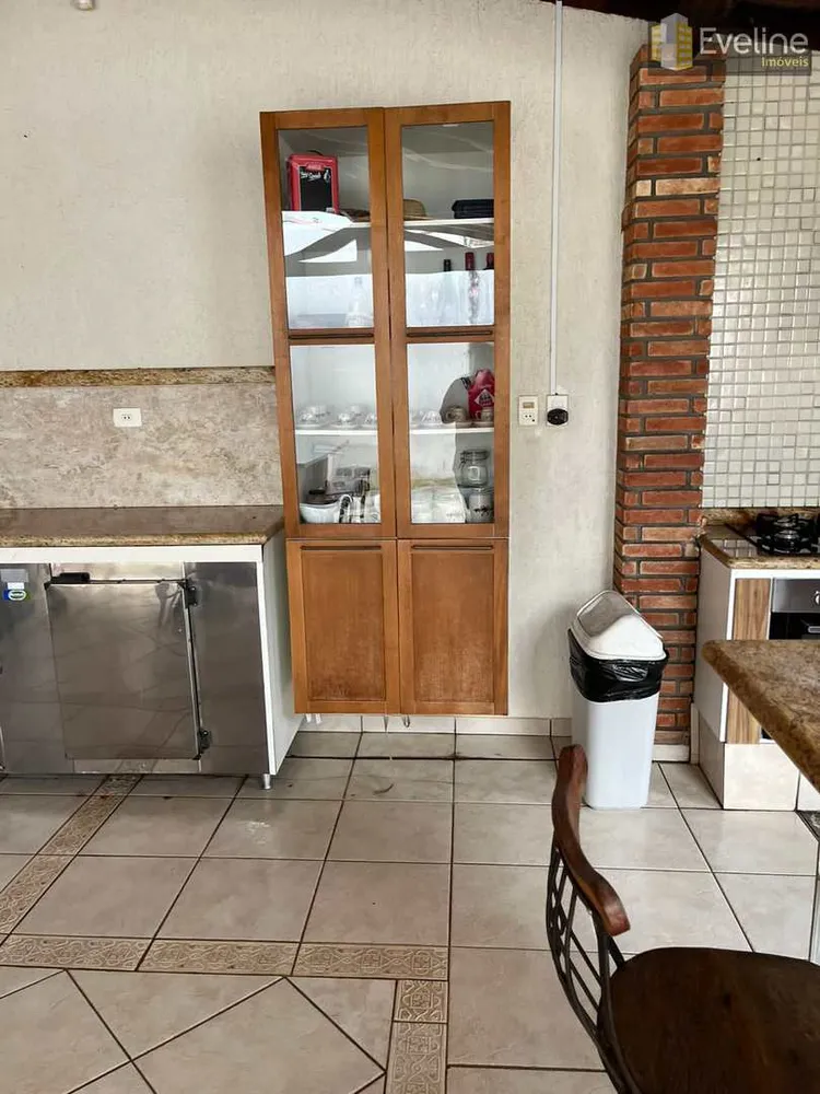 Casa, 4 quartos, 326 m² - Foto 9