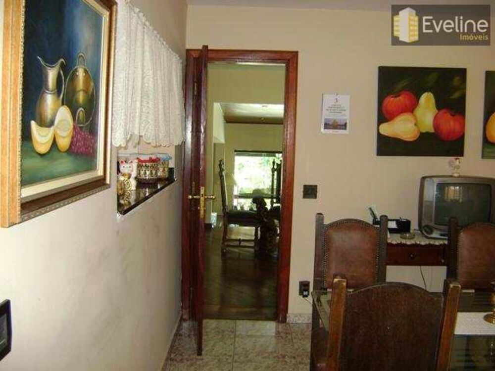 Casa, 3 quartos, 530 m² - Foto 3