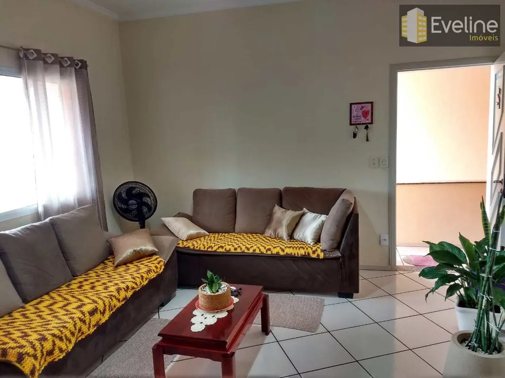 Sobrado, 2 quartos, 290 m² - Foto 1