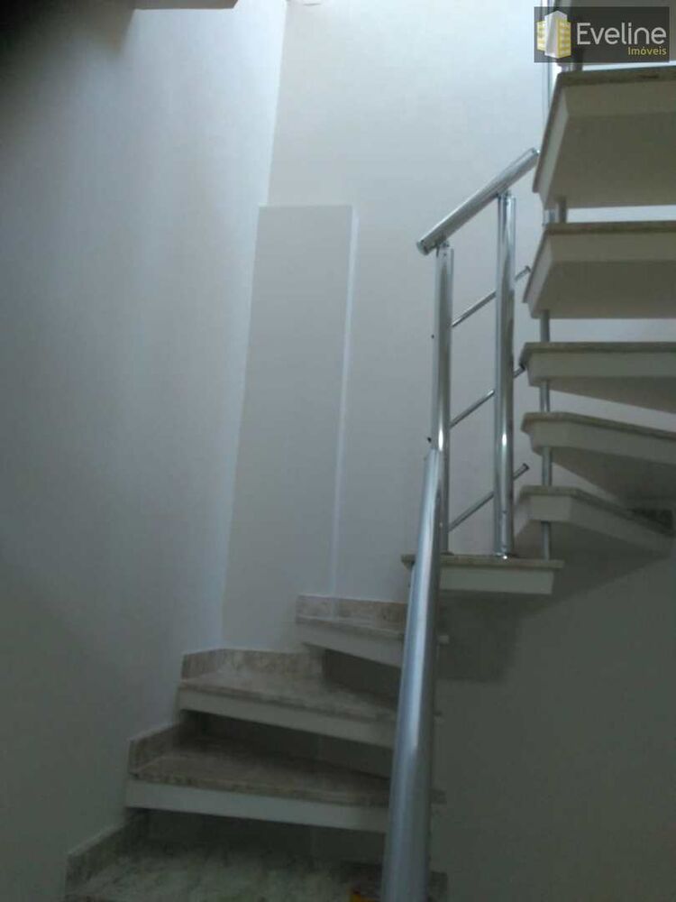 Casa, 3 quartos, 257 m² - Foto 4