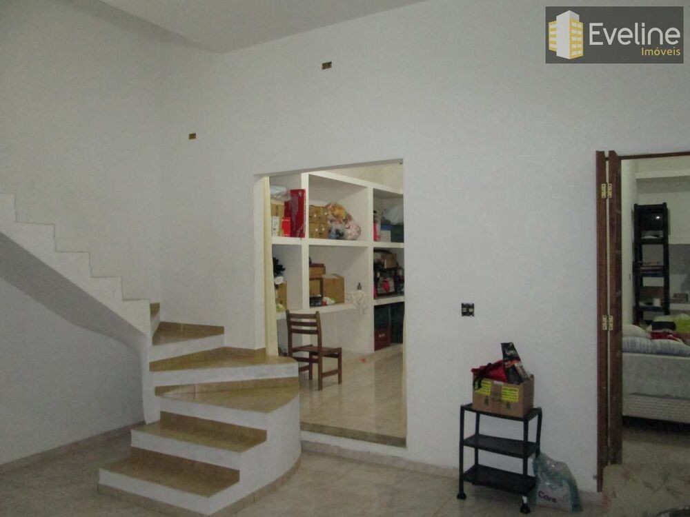 Sobrado, 3 quartos, 250 m² - Foto 2