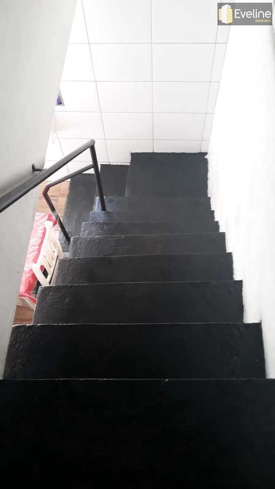 Casa à venda com 4 quartos, 156m² - Foto 4