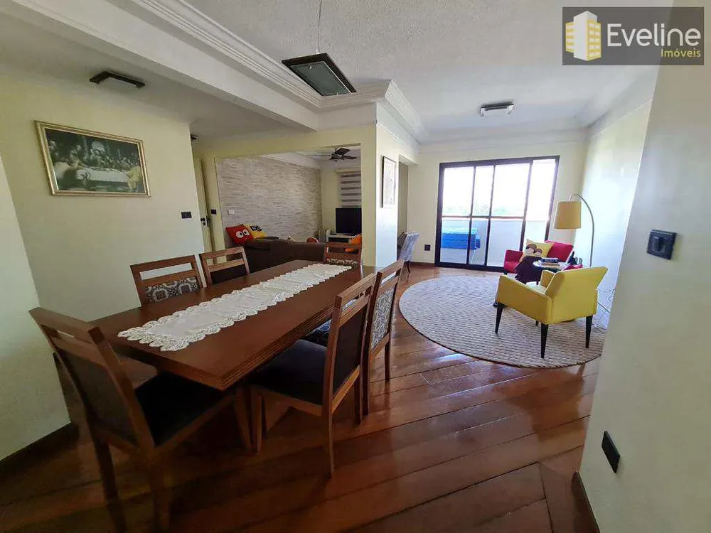 Apartamento, 3 quartos, 130 m² - Foto 1