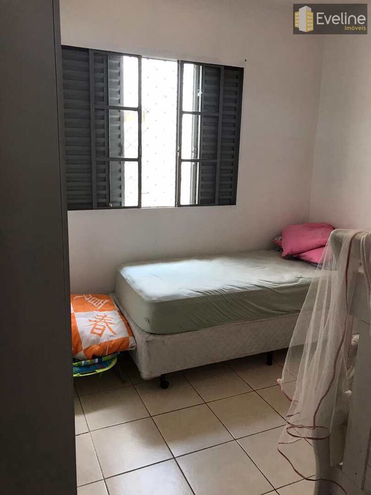 Casa, 3 quartos, 225 m² - Foto 2