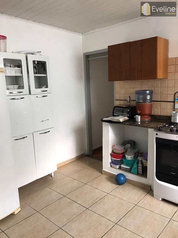 Casa, 3 quartos, 225 m² - Foto 1