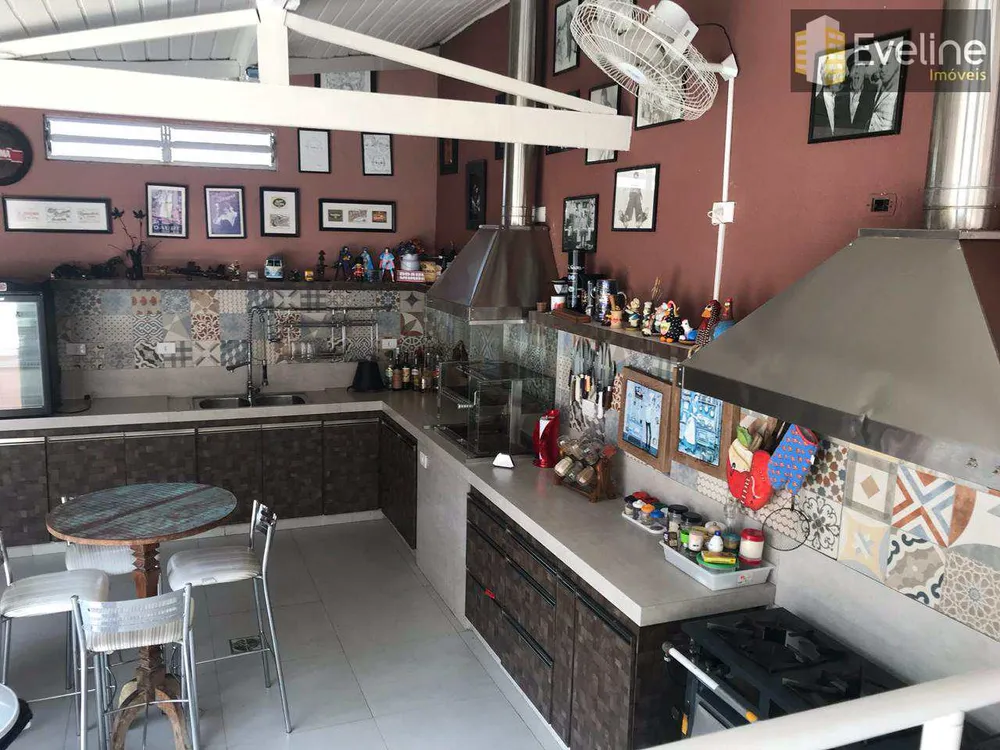 Casa, 3 quartos, 271 m² - Foto 3