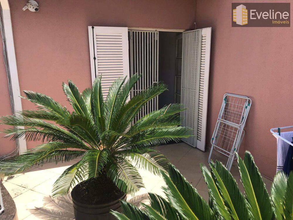 Casa, 3 quartos, 271 m² - Foto 3