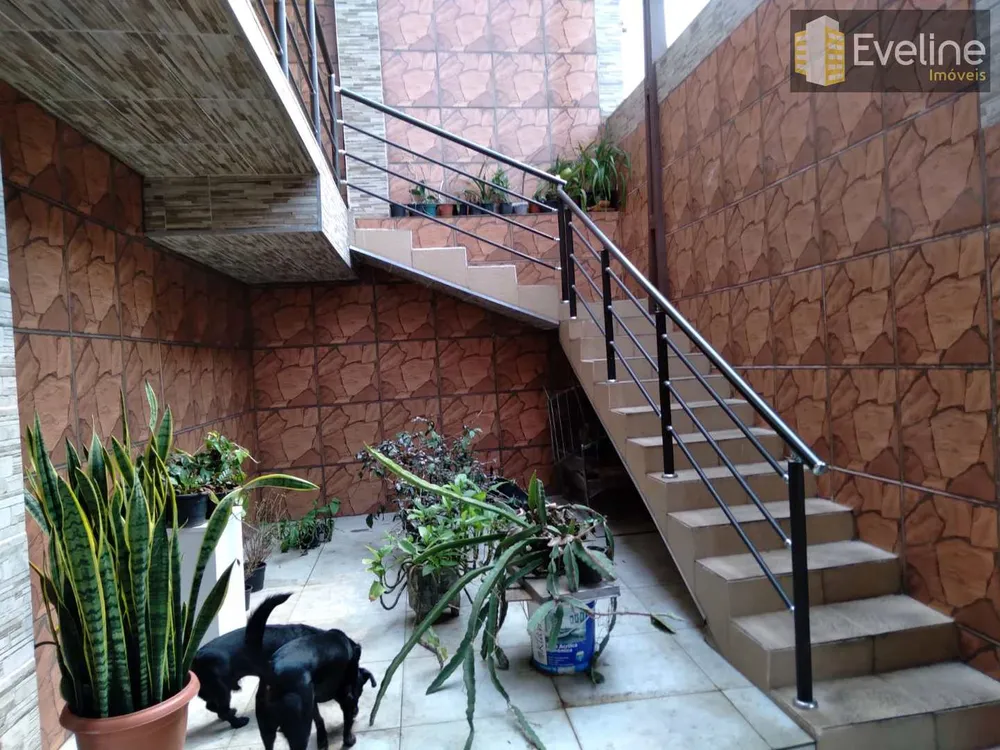 Casa, 3 quartos, 238 m² - Foto 11